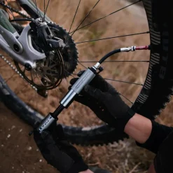 Lezyne MINIPUMPE CNC POCKET DRIVE HV 90PSI - Luftpumpe^ Fahrradpumpen