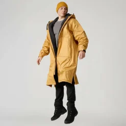 Passenger Clothing ESCAPISM RECYCLED SHERPA LINED CHANGING ROBE Unisex - Poncho^Damen Outdoorjacken|Outdoorjacken