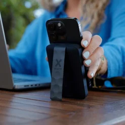 Xtorm MAGNETIC WIRELESS POWERBANK 10.000 - Powerbank^ Powerbanks