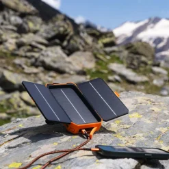 Xtorm Powerbanks|Solarladegeräte*RUGGED SOLAR POWERBANK 10.000 - Powerbank