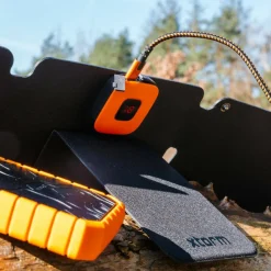 Xtorm Solarladegeräte*SOLARBOOSTER 28W - FOLDABLE SOLAR PANEL - Solarladegerät
