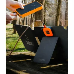 Xtorm Solarladegeräte*SOLARBOOSTER 28W - FOLDABLE SOLAR PANEL - Solarladegerät